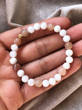 Load image into Gallery viewer, Moonstone & Sunstone Bracelet