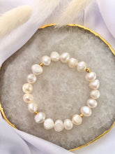 Load image into Gallery viewer, Fresh Water Pearl Bracelet