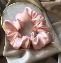 Load image into Gallery viewer, Single Classic Mulberry Silk Scrunchies
