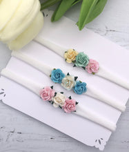 Load image into Gallery viewer, Three Flower Headband
