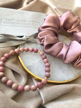 Load image into Gallery viewer, Gift Set Classic Silk Scrunchie &amp; Pink Rhodonite Bracelet
