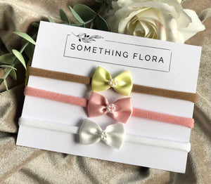 Trio Mini Pearl Bow Set