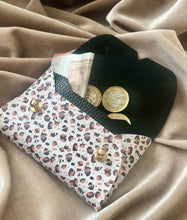 Load image into Gallery viewer, Leopard Print Pouch
